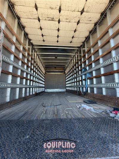 2020 Freightliner M2 4X2 S/A 24FT NON CDL BOX TR