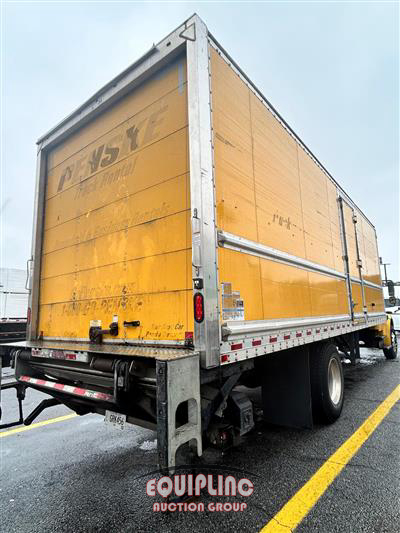 2019 Freightliner M2