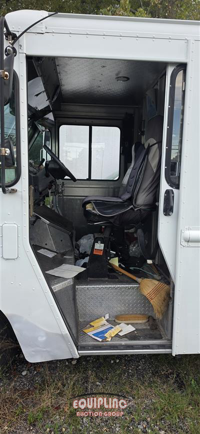 2014 Ford E350 STEP VAN