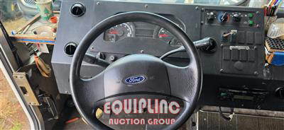 2014 Ford E350 STEP VAN