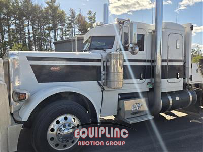 2024 Peterbilt 389 6x4 T/A SLEEPER TRUCK TRAC