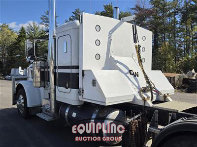 2024 Peterbilt 389 6x4 T/A SLEEPER TRUCK TRAC
