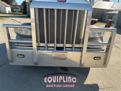 2013 Peterbilt 389 TRI/AXLE SLEEPER TRUCK TRA