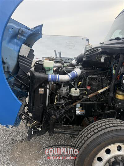 2016 Kenworth T680 6X4 T/A SLEEPER TRUCK TRA
