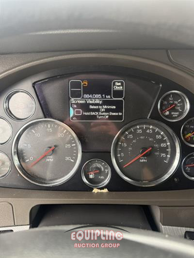 2016 Kenworth T680 6X4 T/A SLEEPER TRUCK TRA