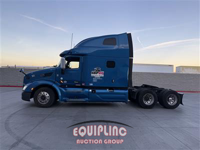 2019 Peterbilt 579 T/A 6X4 SLEEPER TRUCK TRAC