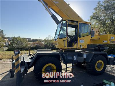 2005 GROVE RT530E