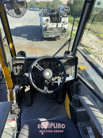 2005 GROVE RT530E