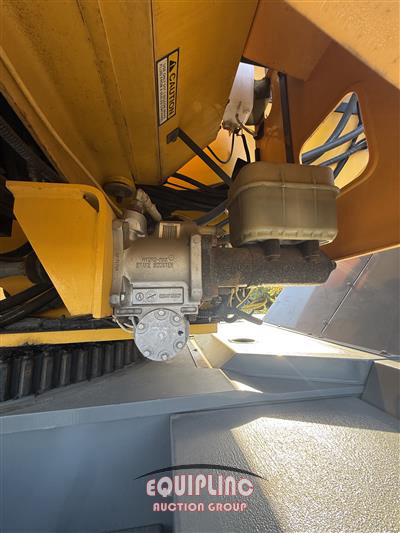 2005 GROVE RT530E