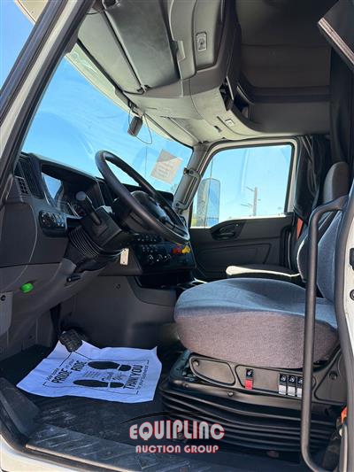 2019 International LT625