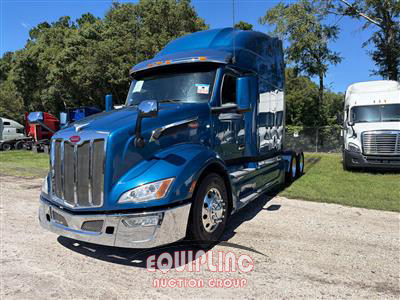 2023 Peterbilt 579