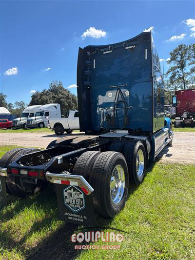 2023 Peterbilt 579