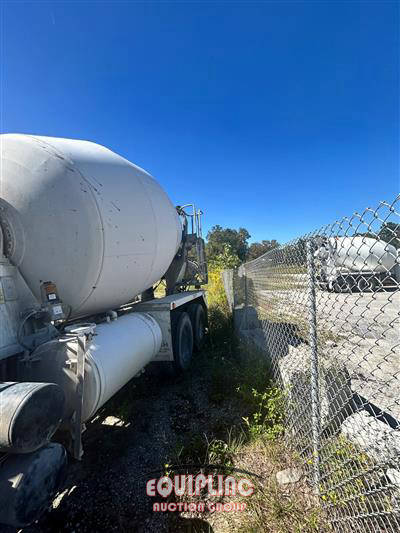2013 Mack GRANITE GU713