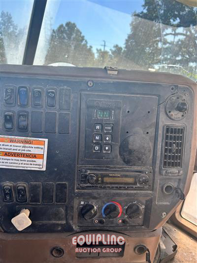 2013 Mack GRANITE GU713