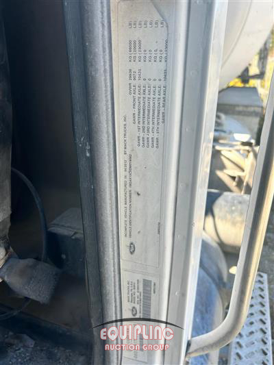 2013 Mack GRANITE GU713