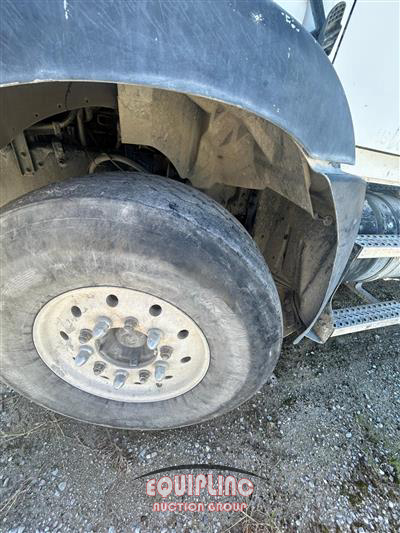 2013 Mack GRANITE GU713