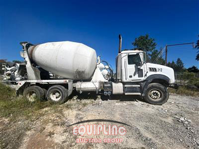 2013 Mack GRANITE GU713