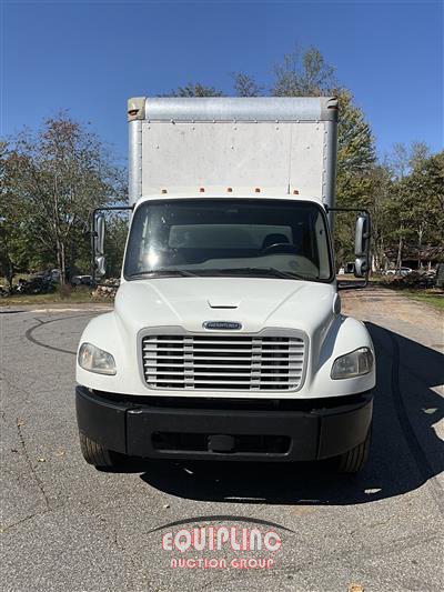 2018 Freightliner M2 106 4X2 26FT BOX TRUCK