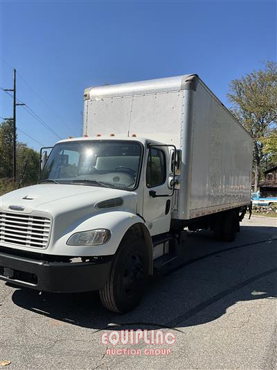 2018 Freightliner M2 106 4X2 26FT BOX TRUCK