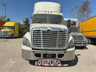 2017 Freightliner CASCADIA 4X2 DAY CAB TRUCK TRA