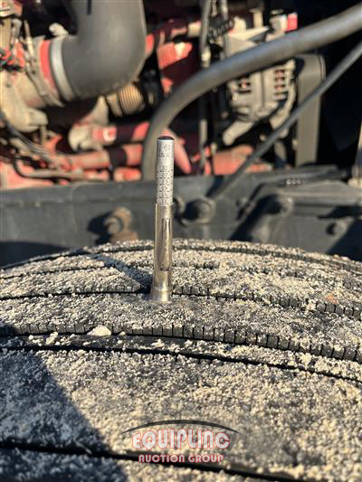 2020 Peterbilt 389 6x4 T/A SLEEPER TRUCK TRAC