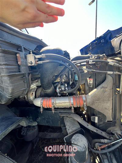 2019 Freightliner CASCADIA CA113SLP 6X4 T/A SLEE