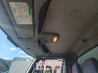 2016 International 4300 4X2 S/A 26FT NON CDL BOX 