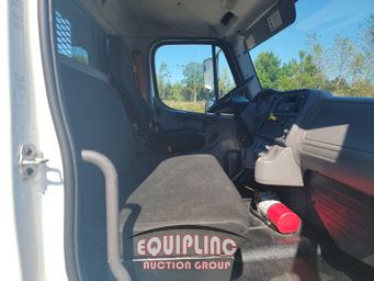 2017 Freightliner M2 106 T/A 6X4 FLATBED 