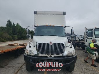 2023 International MV607 4X2 S/A 26FT BOX TRUCK