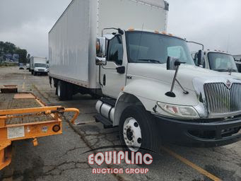 2023 International MV607 4X2 S/A 26FT BOX TRUCK