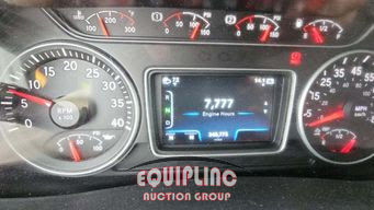 2023 International MV607 4X2 S/A 26FT BOX TRUCK