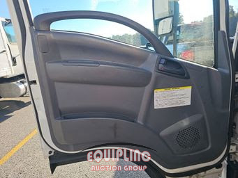 2020 Chevrolet 4500XD 4X2 S/A BOX TRUCK