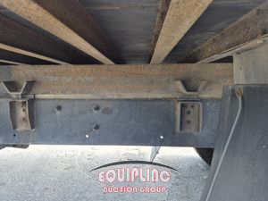 2018 Freightliner M2 4X2 S/A 26FT NON CDL BOX TR