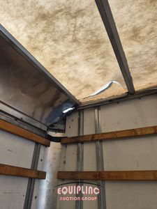 2018 Freightliner M2 4X2 S/A 26FT NON CDL BOX TR