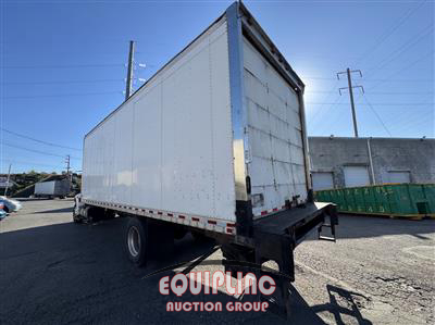 2018 International 4300 4X2 S/A 26FT BOX TRUCK