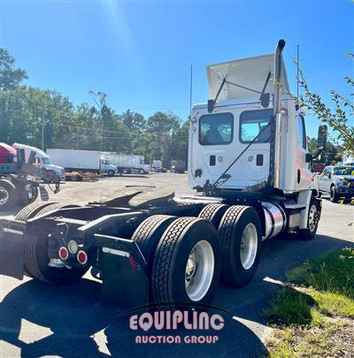 2016 Freightliner Cascadia 125