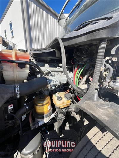2016 Freightliner Cascadia 125
