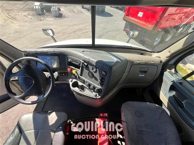 2016 Freightliner Cascadia 125