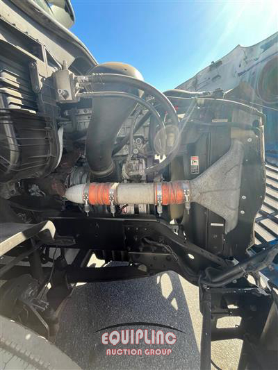 2016 Freightliner Cascadia 125