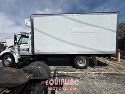 2007 International 4300 4X2 S/A 20FT REFRIGERATED
