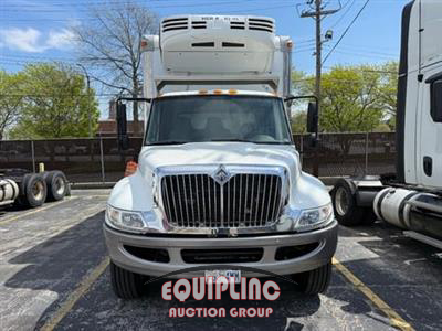 2007 International 4300 4X2 S/A 20FT REFRIGERATED