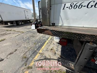 2007 International 4300 4X2 S/A 20FT REFRIGERATED