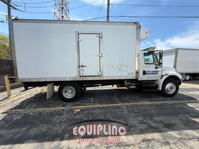 2007 International 4300 4X2 S/A 20FT REFRIGERATED