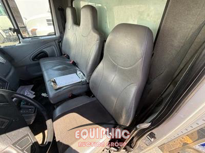 2007 International 4300 4X2 S/A 20FT REFRIGERATED