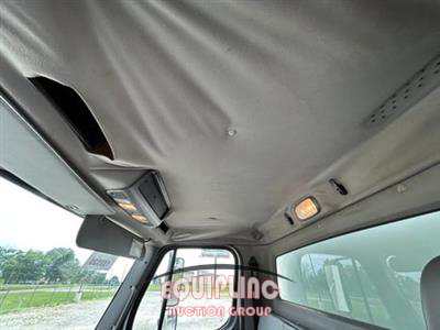 2015 Freightliner M2 4X2 S/A 18FT CDL REQUIRED B
