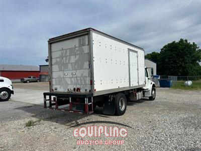 2015 Freightliner M2 4X2 S/A 18FT CDL REQUIRED B