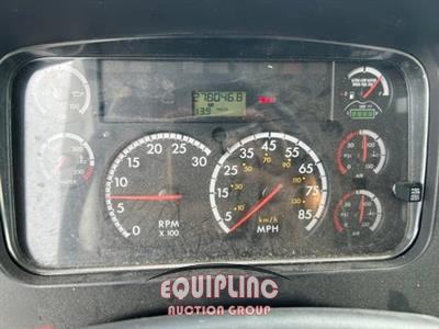 2015 Freightliner M2 4X2 S/A 18FT CDL REQUIRED B