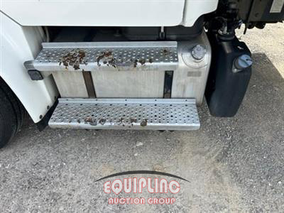 2015 Freightliner M2 4X2 S/A 18FT CDL REQUIRED B