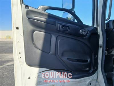 2017 Hino 268 4X2 S/A 24FT REFRIGERATED 