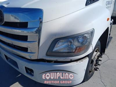 2015 Hino 258 4X2 S/A 20FT REFRIGERATED 